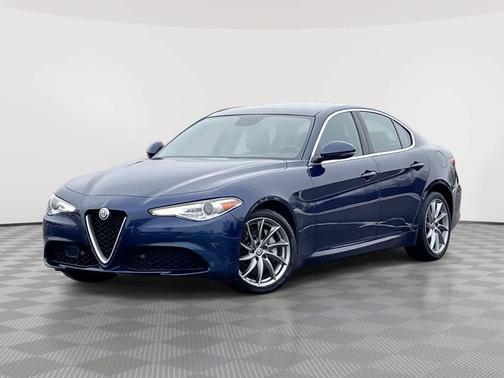 2019 Alfa Romeo Giulia Base