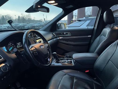 2019 Ford Explorer Sport