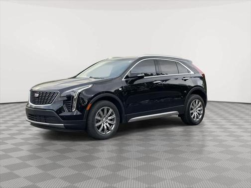 2022 Cadillac XT4 Premium Luxury