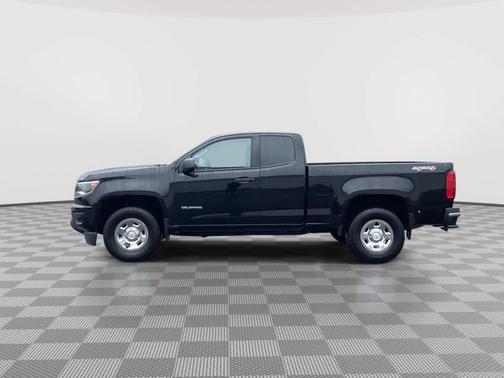 Black 2019 Chevrolet Colorado WT
