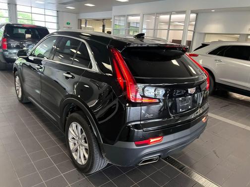 2022 Cadillac XT4 Luxury