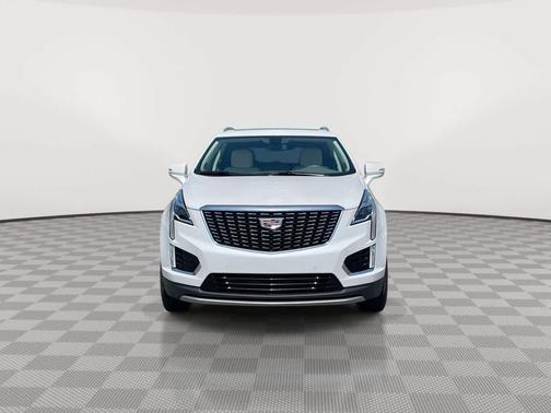 Crystal White Tricoat 2024 Cadillac XT5 Premium Luxury