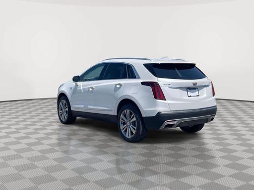 Crystal White Tricoat 2024 Cadillac XT5 Premium Luxury