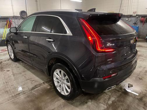 2022 Cadillac XT4 Luxury