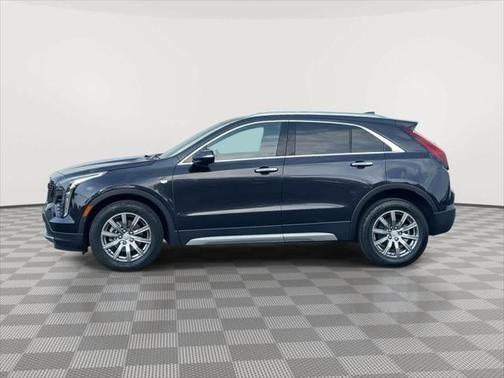 2022 Cadillac XT4 Premium Luxury