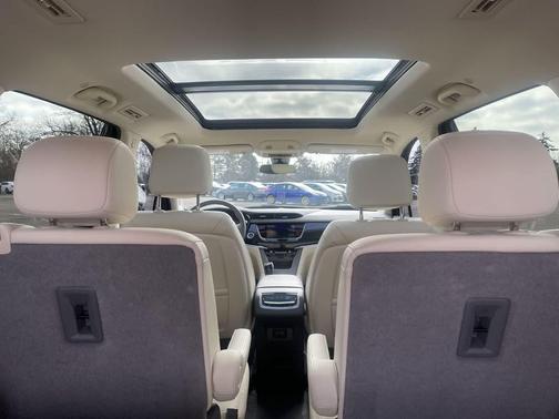 2024 Cadillac XT6 Premium Luxury FWD