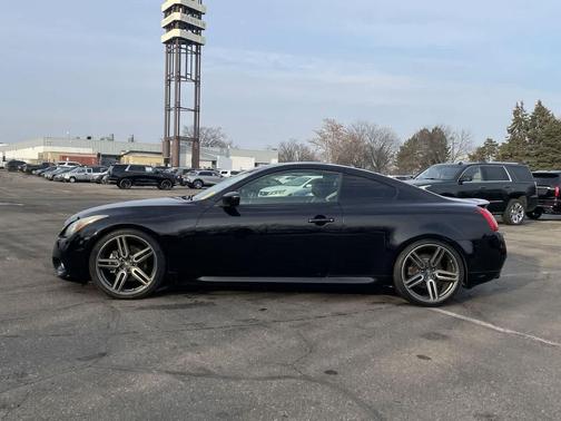 2012 INFINITI G37x Base