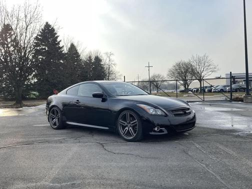 2012 INFINITI G37x Base