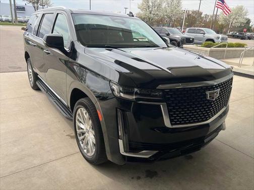 2022 Cadillac Escalade ESV Premium Luxury
