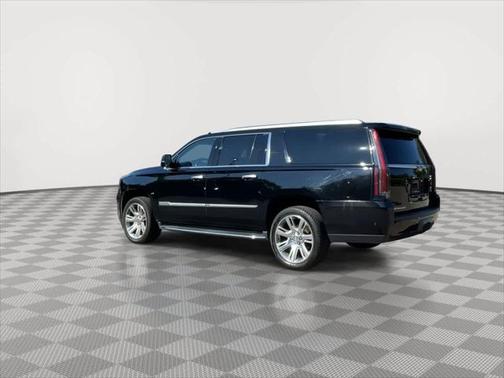 2018 Cadillac Escalade ESV Luxury