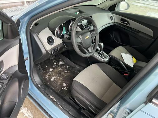 2012 Chevrolet Cruze LS