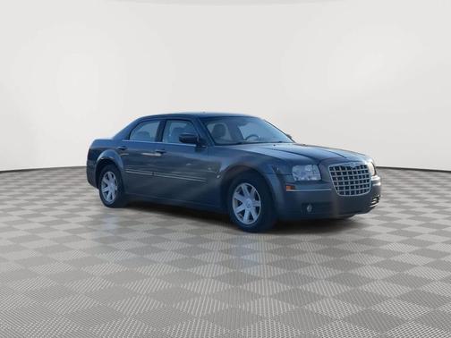 2005 Chrysler 300 Touring