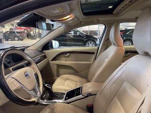 2015 Volvo S80 T6 Platinum