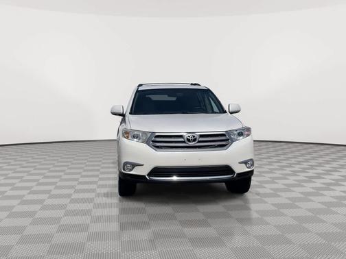 Blizzard Pearl 2013 Toyota Highlander Limited