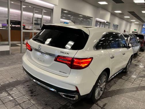 2017 Acura MDX 3.5L w/Technology Package