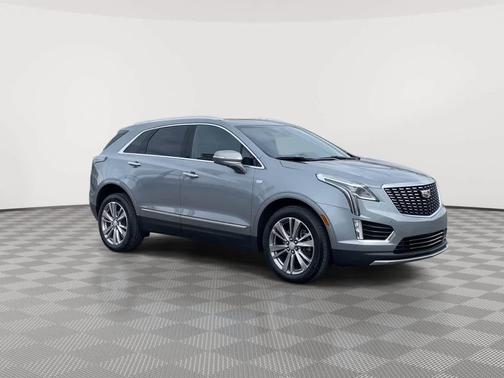 Argent Silver Metallic 2024 Cadillac XT5 Premium Luxury