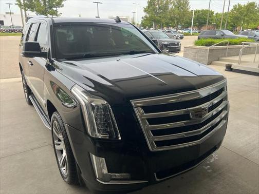 2016 Cadillac Escalade Luxury