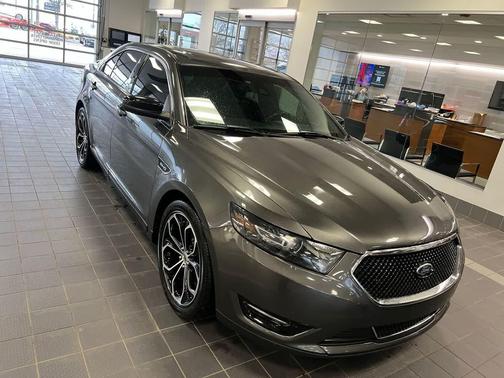 2015 Ford Taurus SHO