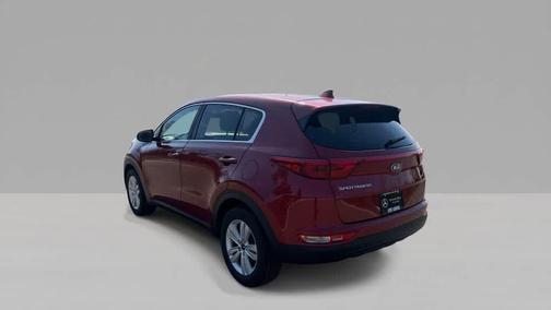Hyper Red 2018 Kia Sportage LX