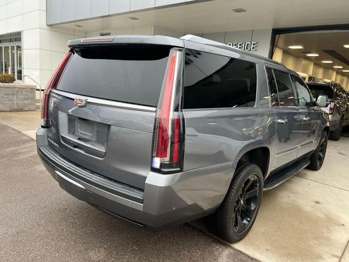 2020 Cadillac Escalade ESV Luxury