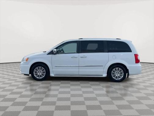 2014 Chrysler Town & Country Limited