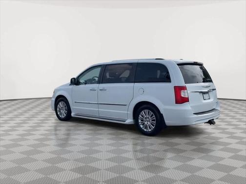 2014 Chrysler Town & Country Limited