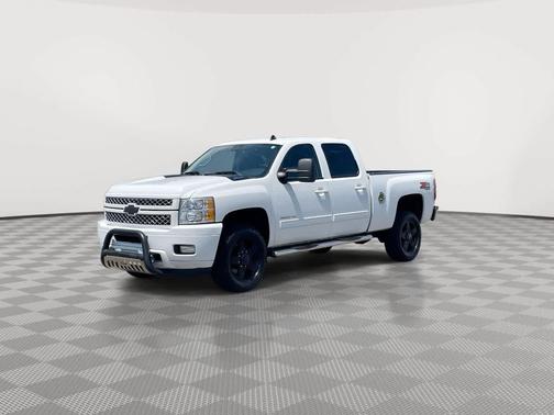 Summit White 2013 Chevrolet Silverado 2500 LT