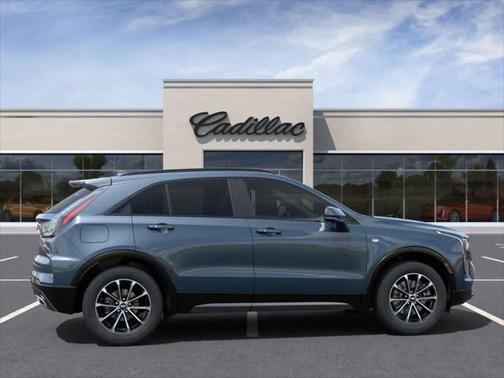 2025 Cadillac XT4 Sport