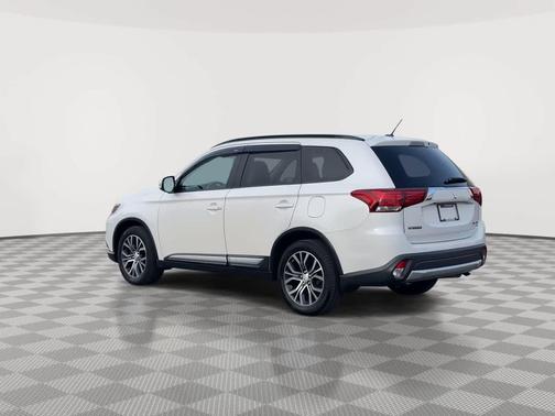 2016 Mitsubishi Outlander SEL