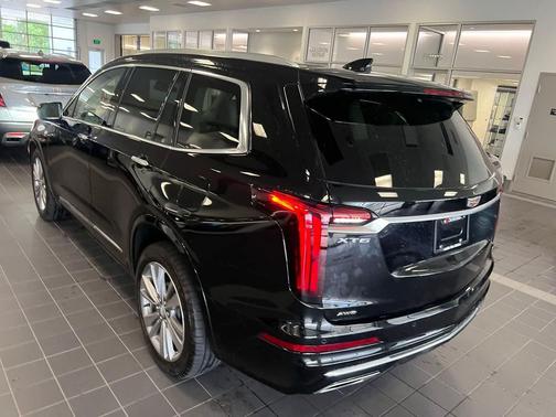 2023 Cadillac XT6 Premium Luxury AWD