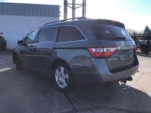 Polished Metal Metallic 2012 Honda Odyssey LX