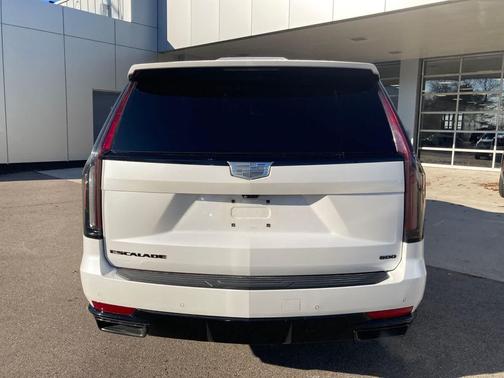 2022 Cadillac Escalade Sport