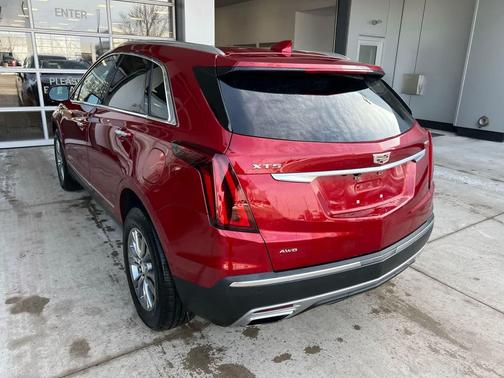 2023 Cadillac XT5 Premium Luxury