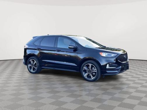 2022 Ford Edge ST
