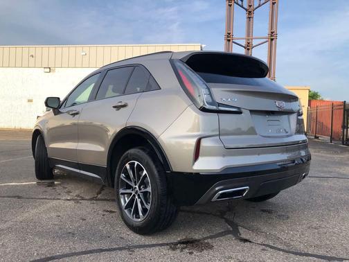 Latte Metallic 2024 Cadillac XT4 Sport