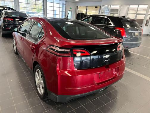 2011 Chevrolet Volt Base