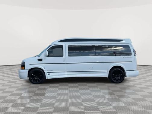 2019 GMC Savana 2500 Work Van