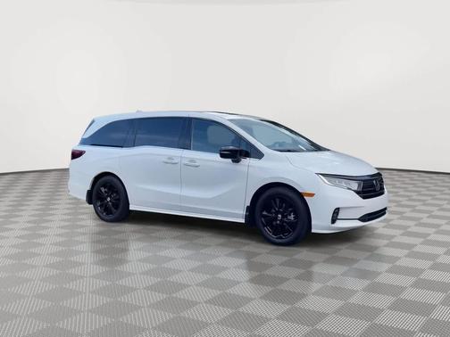 2024 Honda Odyssey Sport