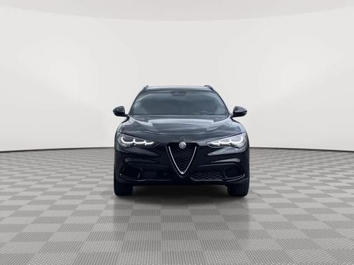 Vulcano Black Metallic 2024 Alfa Romeo Stelvio Ti