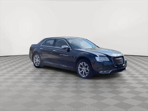 2016 Chrysler 300C Platinum