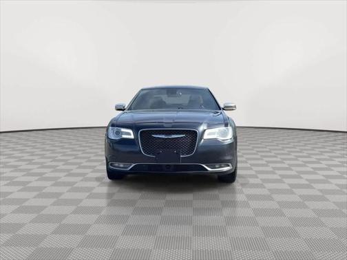 2016 Chrysler 300C Platinum