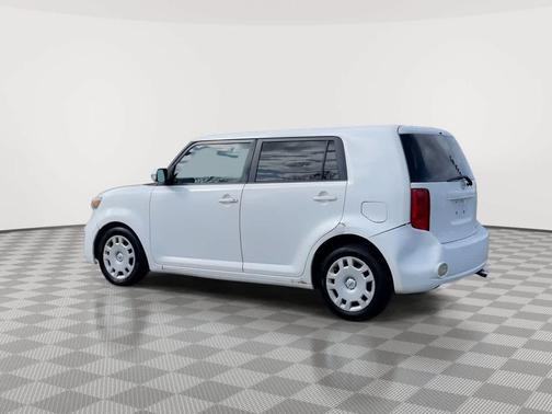 2009 Scion xB Base