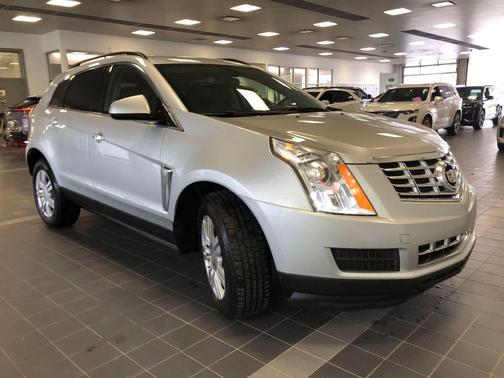 Radiant Silver Metallic 2015 Cadillac SRX Base