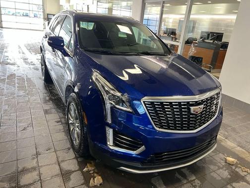 2023 Cadillac XT5 Premium Luxury
