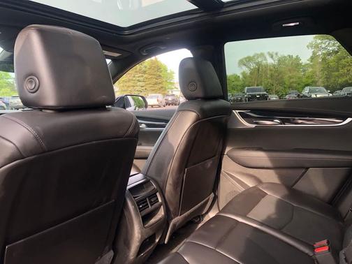 Stellar Black Metallic 2024 Cadillac XT5 Premium Luxury