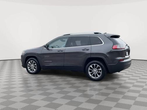 Granite Crystal Metallic Clearcoat 2019 Jeep Cherokee Latitude Plus