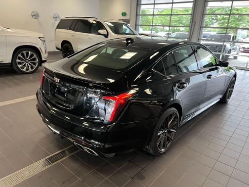 2022 Cadillac CT5-V V-Series