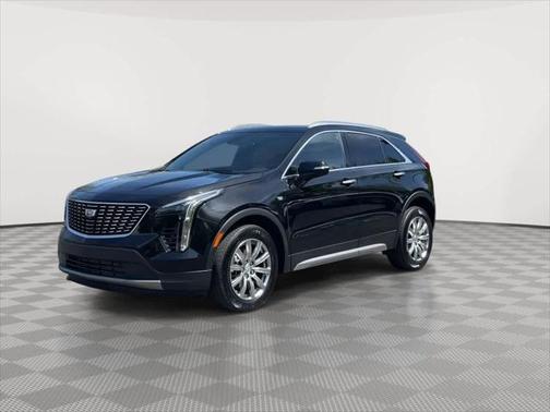2022 Cadillac XT4 Premium Luxury