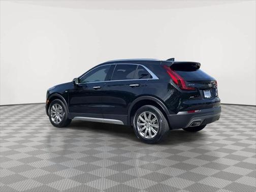 2022 Cadillac XT4 Premium Luxury