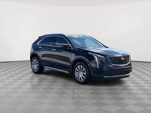 2022 Cadillac XT4 Premium Luxury